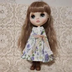 カスタムブライス 人形本体 花柄ワンピース 作家様 - メルカリ