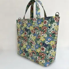 ハンドメイドトートバッグ　キャスキッドソンの花柄トートA4ショルダー紐用Dかん付