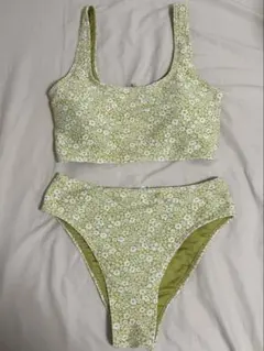 BILLABONG 花柄　セパレート水着のサムネイル