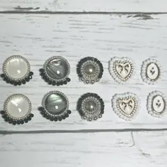 ビーズ刺繍　ハンドメイド【130】