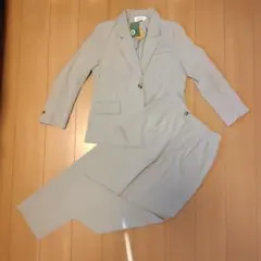 【お値下げ】【タグ付き未使用品】ライトグリーングレー パンツセットアップ　L