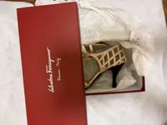 Salvatore Ferragamo サンダルのサムネイル