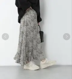 Heather レオパードプリーツスカート