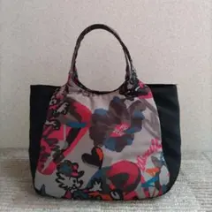 Item thumbnail for item 6ff1fcca-f729-4b02-b0aa-cb9d9ab0da86