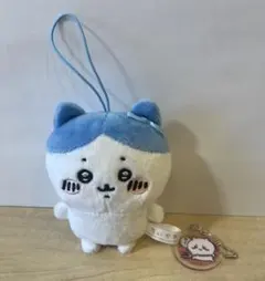 ハチワレ　ちいかわ　ストラップ　ぬいぐるみ