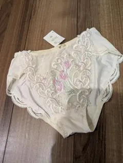 Item thumbnail for item bfbf4e5d-53aa-4079-8a07-7702e8745961