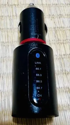 USB電源付き BT-FMトランスミッター LAT-FMBTB04BKのサムネイル