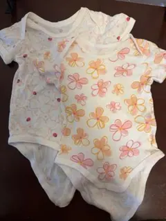 花柄・てんとう虫刺繍 ベビー肌着 2枚セット