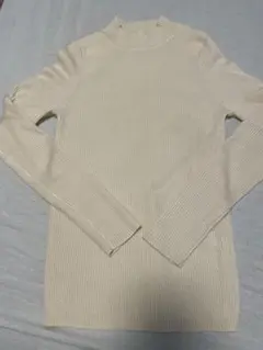 GU アクリル長袖ニット S アイボリー