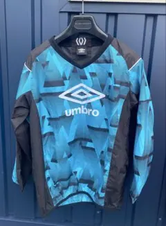 【umbro】ピステトップ　ブルー　160サイズ