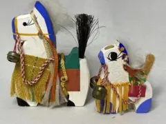 「チャグチャグ馬コ」大小2つの置物