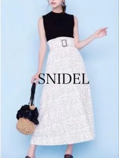 SNIDEL ニットドッキングドットワンピース