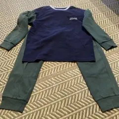 Item thumbnail for item 826bdff5-37d4-45d4-98f6-5a9b742807e3