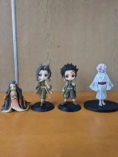 鬼滅の刃フィギュア　4個　送料無料