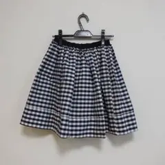 ネイビーとホワイトのギンガムチェック フレアスカート
