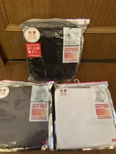 新品未使用　ユニクロ　極暖ヒートテック　タートルネック　3色セットまとめ売り