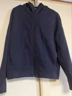 ユニクロ　UNIQLOネイビー フード付き フルジップ スウェットジャケット