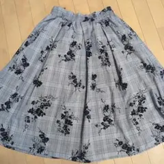 フレアスカート チェック柄 花柄