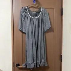 sale⭐️アデュートリステス　ギャザーワンピース　グレーのサムネイル