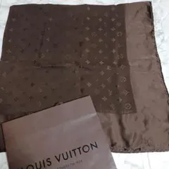 LOUIS VUITTON ブラウンシルクスカーフ