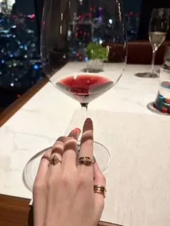 Item thumbnail for item f35f59dd-9c34-4ec8-a376-ad26cd314723