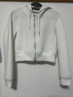 ホワイト クロップド パーカー ジップアップ