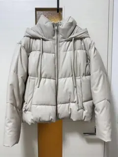 ★最終価格★ZARA フード付き ダウンジャケット