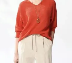 美品❣️23区　リネンVネックニット　オレンジ　麻100のサムネイル