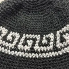 ハンドメイド ニットバケットハット ブラック ホワイト クラッシャーハット
