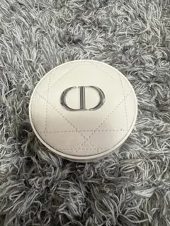 DIORスキンフォーエバー　クッションパウダー