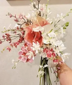 ウェディングブーケ　アーティフィシャルフラワー