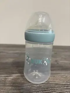 Item thumbnail for item 26715911-0c01-467b-9ac8-ac1065d1da83