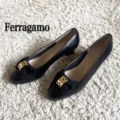 【美品】Ferragamo フェラガモ 6C 黒 パンプス ヴァラ　リボンのサムネイル
