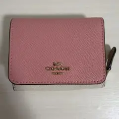 coach コーチ　三つ折り財布　ミニ財布　ホワイト　ピンク　レザー　金ロゴ