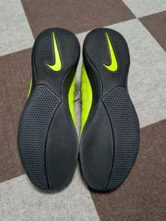 Nikeルナガト フットサルシューズ 蛍光イエロー/ブラック