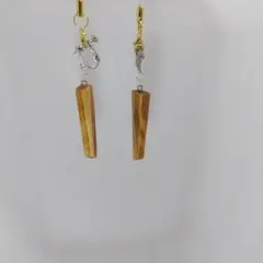 木製イヤリング
