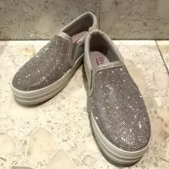 SKECHERS スケッチャーズ　シューズ　スパンコール　スポーティー　大人