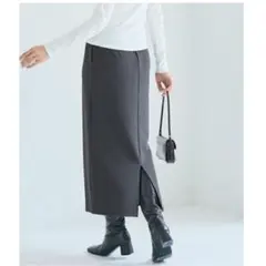 エンボスナロースカート