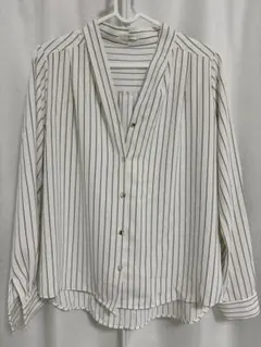 Mサイズ ストライプ長袖シャツ