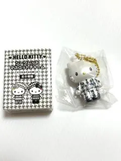 新品　サンリオ　モノクロガーリーふたごコーデ　シークレットマスコットチャーム