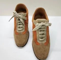 Item thumbnail for item 6a79eb5a-473e-4ccc-8658-de9002677b8a