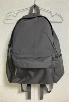 無印良品　リュック　グレー　肩の負担を軽くする　撥水　チャコールグレー