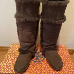 トリーバーチムートンブーツ