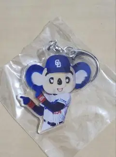 ドアラ　直筆アクリルキーホルダー