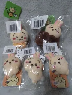 ちいかわ うさぎだらけくじ D賞カヌレ ピザまん　Ｅ賞 トンカチ ハァセット