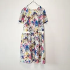 未使用級♡Rose Tiara 華やか花柄 マルチカラー半袖リボンワンピースのサムネイル