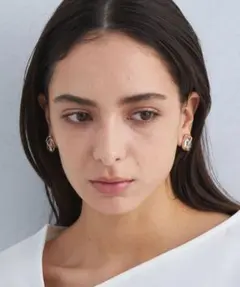 グリーンレーベルリラクシング クリアシズクメタルフレームイヤリング シルバー