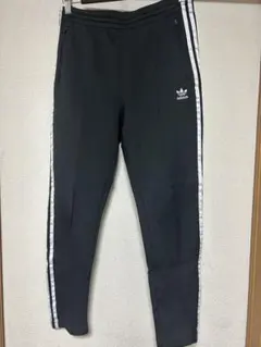 adidasパンツレディース