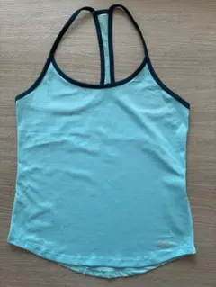 アンダーアーマー　タンクトップ