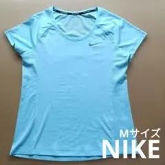 【NIKE】スポーツTシャツ　吸水速乾　レディースMサイズ　ライトブルーのサムネイル